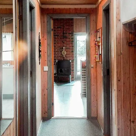 Three-bedroom Holiday In Henne 13 Semesterbostad *
