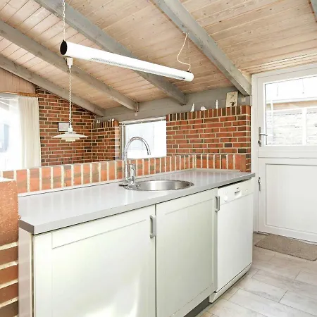 Semesterbostad Three-bedroom Holiday In Henne 13 *